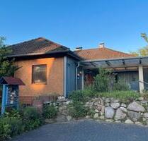 Bungalow in phantastischer Lage und großem Grundstück - Lehrte