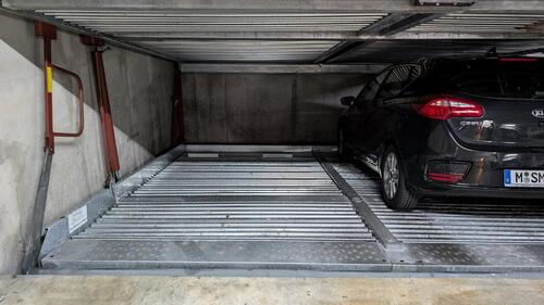 Foto - Tiefgaragenplatz ab sofort zu vermieten