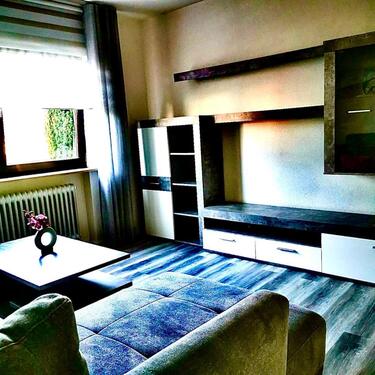 Foto - Moderne möblierte Einliegerwohnung, 2 Zimmer+Küche+Bad+Abstpl