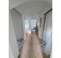 2 Zimmer DG Wohnung, 47,5qm, neu saniert - Bamberg Gereuth