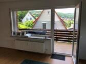 Foto - große 2 ZKB Wohnung mit Balkon und traumhaften Ausblick in einem 2 Familienhaus in Hann. Münden ( HMÜ-GA20-OG )
