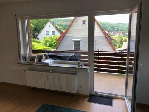 Foto - große 2 ZKB Wohnung mit Balkon und traumhaften Ausblick in einem 2 Familienhaus in Hann. Münden ( HMÜ-GA20-OG )
