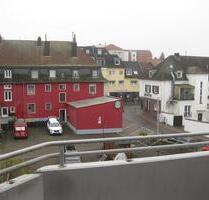 Wunderschöne 2 ZKB-Wohnung mit Balkon mitten in der Stadt - Homburg