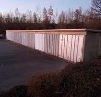 trockene Garage auch als Lager für Motorrad oder KFZ - Glauchau