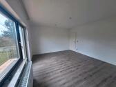 Foto - Helle, geräumige 3 Zimmer Wohnung, neu, 73 m2,
