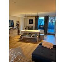 ## Luxus 3 Zi. mit moderner EBK, Parkett, Terrasse, Granit, hell. - Düsseldorf Stadtbezirk 8