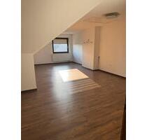 Helle Oberwohnung 95qm, Sackgassenlage zentral in Esterwegen