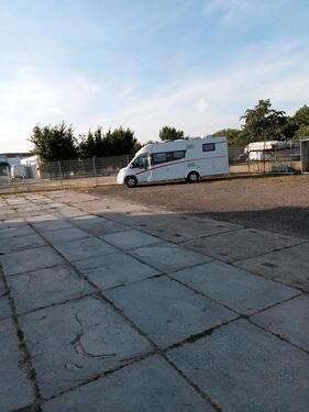 Foto - Außenstellplätze für Wohnwagen usw.