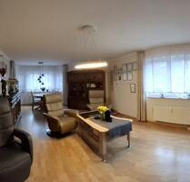 Gepflegte 3-Zimmer-Eigentumswohnung in Hüls mit Tiefgaragenplatz - Krefeld