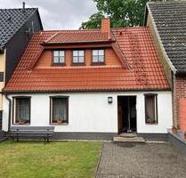Wohnhaus nahe Strand & Hafen mit Einliegerbereich in Mönkebude - Liepgarten