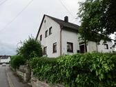 Foto - Einfamilienhaus mit angrenzendem Bauland und Nutzfläche in Zemmer