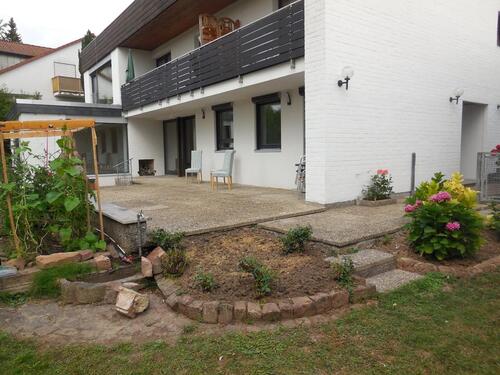 Foto - Großzügiges Wohnen mit Terrasse und Garten