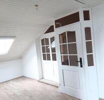 Großzügige 4,5-Zimmer Dachgeschosswohnung mit Balkon in Hettingen