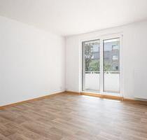 Bezugsfertige Sanierte 2-Raum Wohnung*modernes Duschbad*Balkon - Weißenfels