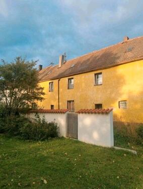 Foto - Reihen-Doppelhaus - 40.000,00&nbsp;EUR Kaufpreis, ca.&nbsp; 120,00&nbsp;m&sup2;