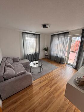 Foto - Helle Wohnung mit Küche 01.05 - 319,00&nbsp;EUR Kaltmiete, ca.&nbsp; 53,00&nbsp;m&sup2;