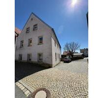 Einfamilienhaus mit großem Garten und Scheune - Leuchtenberg