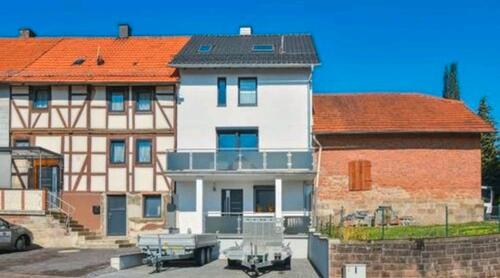 Foto - 2 Familienhaus mit Scheune - 395.000,00 EUR Kaufpreis,