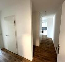 Kiel! Mitten drin! Klasse zwei Zimmer Wohnung in der Flämischen Str. frei.