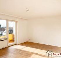 Frisch renovierte 3,5-Zimmer-Wohnung mit sonnigem Balkon - Oberasbach
