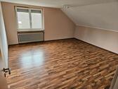 Foto - 2,5 Zimmer Dachgeschoßwohnung ab 01.05.26 in Herschfeld zu verm.