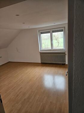 Foto - 2.5 Zimmer Dachgeschoßwohnung zur Miete in Hohenroth