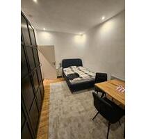 Erstbezug in vollausgestatteter 2er Frauen-WG (Frankfurt am Main)