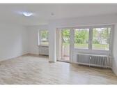 Foto - Großzügig geschnittene 2-Zimmer-Wohnung mit BALKON