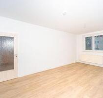 Neu sanierte Wohnung mit Balkon - Eisleben (Lutherstadt)