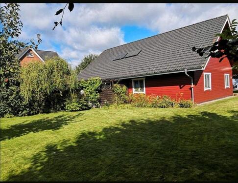 Foto - Einfamilienhaus mit großem Garten, Sauna & Ausbaupotenzial
