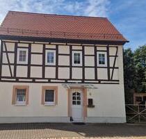 Haus mit dazugehörigen großzügigen Gartengrundstück - Frohburg