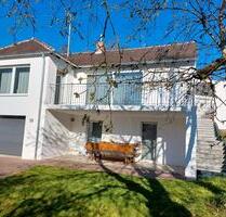 Einfamilienhaus mit Einliegerwohnung direkt im Grünen - Rehling