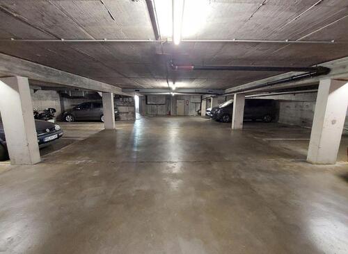 Foto - TG Tiefgaragenplatz – Neckarstadt-West, Tor&Schlüssel, Stellplatz