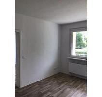 Wohnen im Erdgeschoss - 326,00 EUR Kaltmiete, in Neubrandenburg (PLZ: 17034) Datzeberg