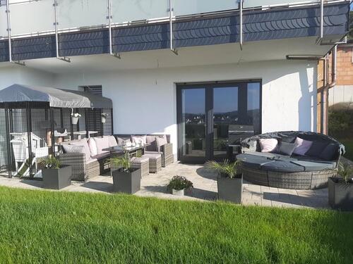 Foto - Moderne 2-Zimmer-Wohnung mit Terrasse und Garage