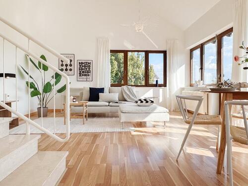 Foto - Großzügige helle 2,5 Zimmer Maisonettewohnung