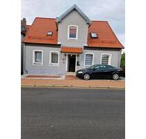 Ein Familienhaus zum Verkauf - 399.000,00&nbsp;EUR Kaufpreis, ca.&nbsp; 160,00&nbsp;m&sup2; in Weißenburg in Bayern (PLZ: 91781)