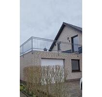 Sanierte Dachgeschosswohnung mit toller Dachterrasse zentral in Surwold