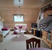 schöne helle 2 Zimmer DG Wohnung - Schwabach