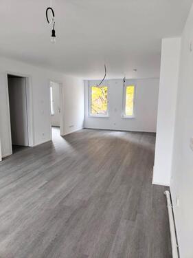 Foto - Urban & cozy: Neubau mit Balkon, Stellplatz - Böblingen BhfStr