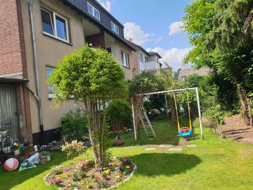 Foto - ### 5 Zimmer, 125 qm, eigener Garten, ab 01.01. in Rheinhausen