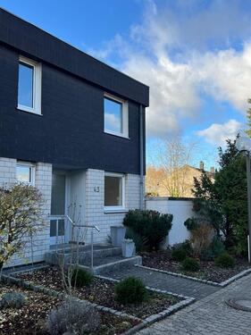 Foto - Modernisiertes Reihenendhaus – Stilvolles Wohnen mit Garten & vie