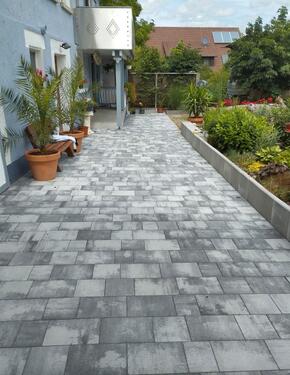 Foto - 3,5 Zimmer Wohnung - 900,00&nbsp;EUR Kaltmiete, ca.&nbsp; 80,00&nbsp;m&sup2;