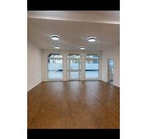 Ladenlokal in Zentrum Laupheim - 1.500,00&nbsp;EUR Kaltmiete, ca.&nbsp; 80,00&nbsp;m&sup2; in Laupheim (PLZ: 88471)