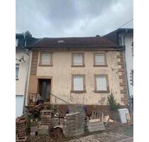 Haus, Renovierungsobjekt mit Potenzial in schöner Lage - Nonnweiler