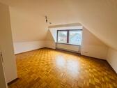 Foto - Helle, zentral gelegene Dachgeschosswohnung in Buxtehude