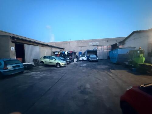 Foto - Autowerkstatt mit Außenbereich & Lagerfläche zu vermieten