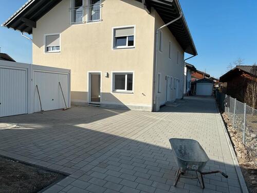Foto - Doppelhaushälfte- Erstbezug - 2.000,00&nbsp;EUR Kaltmiete, ca.&nbsp; 138,00&nbsp;m&sup2;