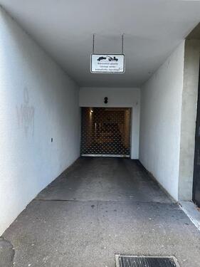 Foto - Tiefgaragen-Stellplatz zentral in Ludwigsburg ab 16.01.26