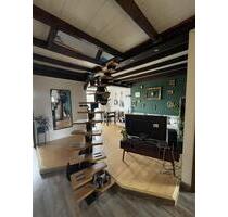 Gepflegte 3 Zimmer Dachgeschosswohnung , Essen-Frohnhausen